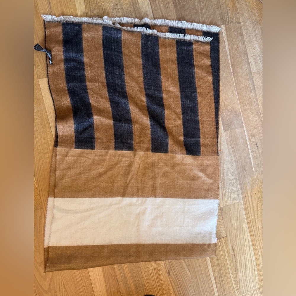 Zara Tan and Black soft Scarf. Never worn.